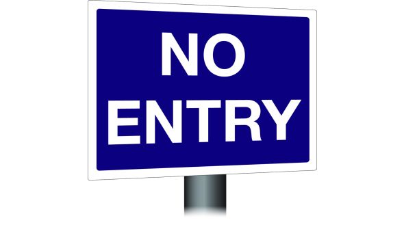 No Entry Sign 300x400mm Wall Mounted