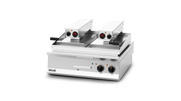 Lincat OE8210 Electric Clam Griddle - Flat Upper Plate 800mm Wide